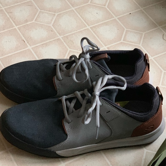 Men’s Sketchers Urban Styled Sneakers Size 11 - Picture 1 of 5